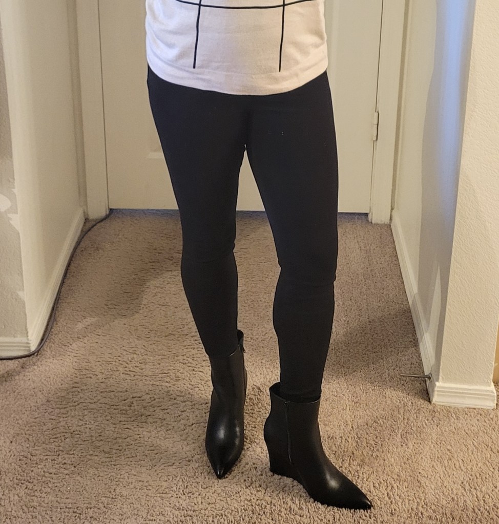 Beige & Black&nbsp;Outfit